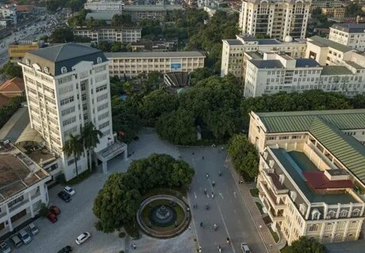 HOT: Camera siêu zoom “bóc” - Cảm hứng video marketing từ Hotspot Matrix